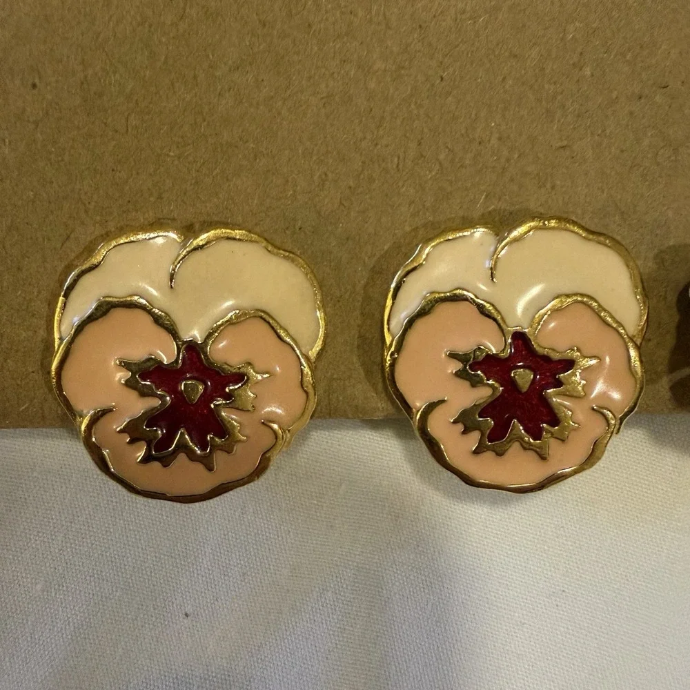 Lot of 5 Pairs Vintage‎ Clip On Earrings Floral Lucite Cabochon Enamel Retro